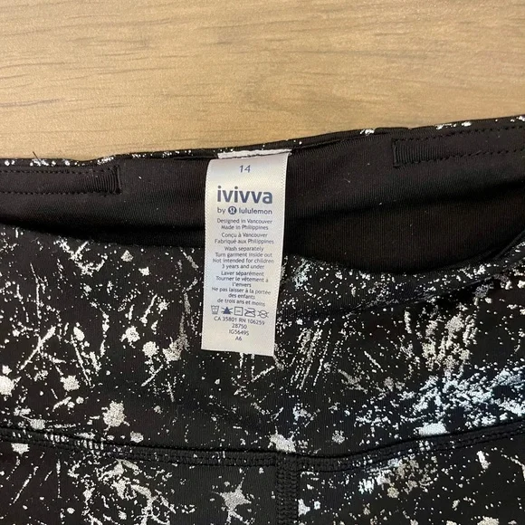 Ivivva Black and Silver Patterned Leggings - Picture 2 of 3